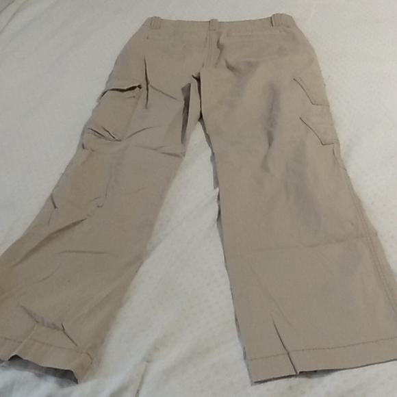 Boys Chaps khaki pants - Picture 6 of 6